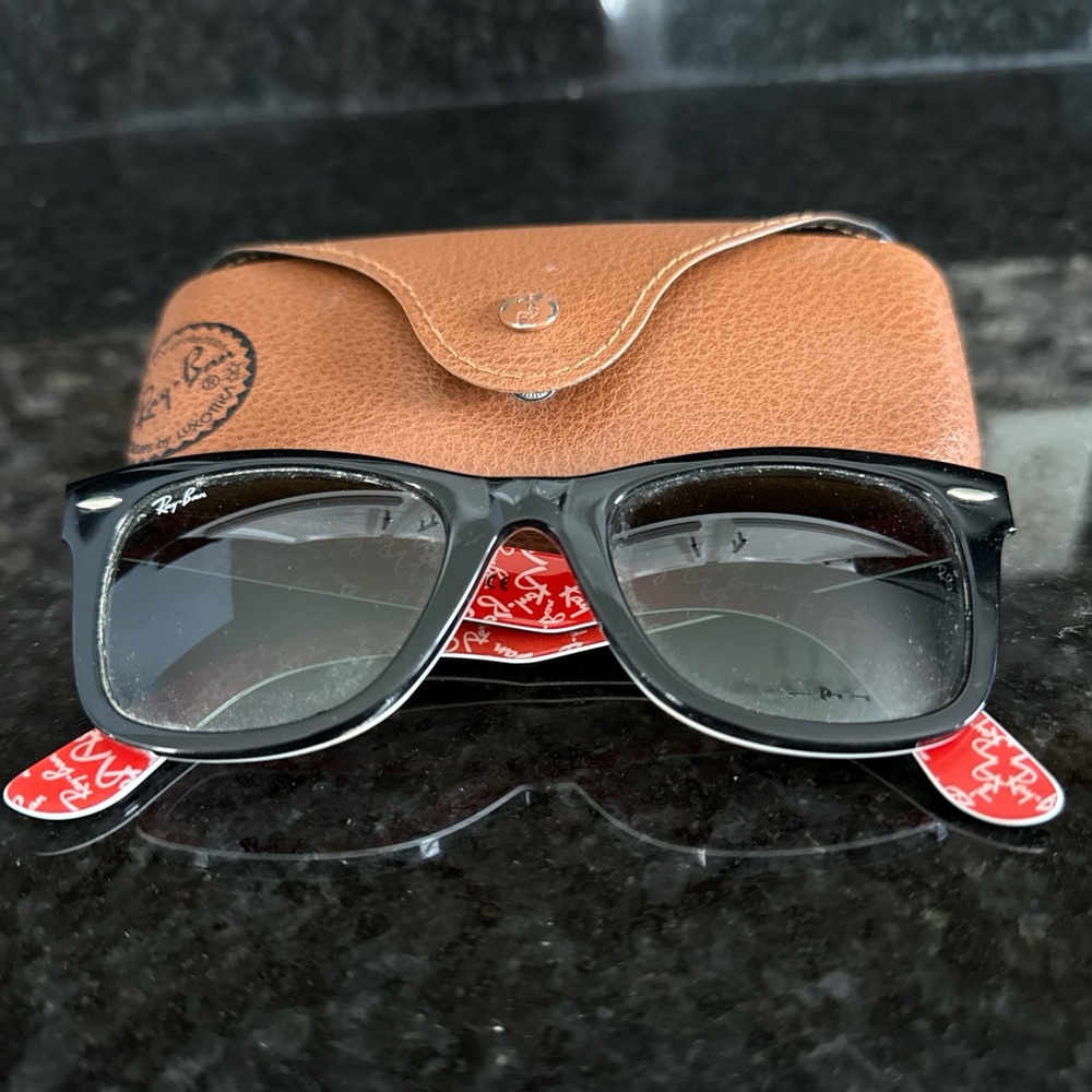 Ray-Ban Black Sunglasses with Tan Case